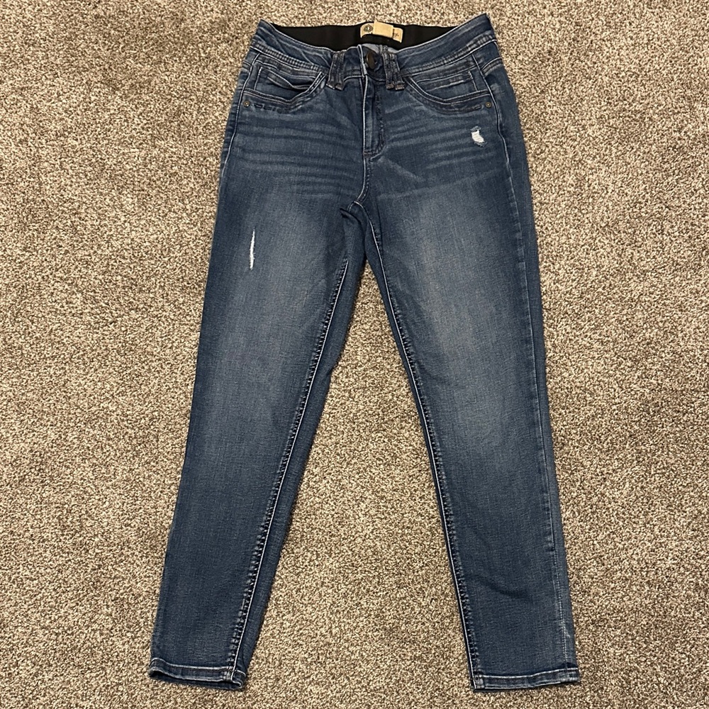 Democracy Dark Wash Skinny Jeans Size 6